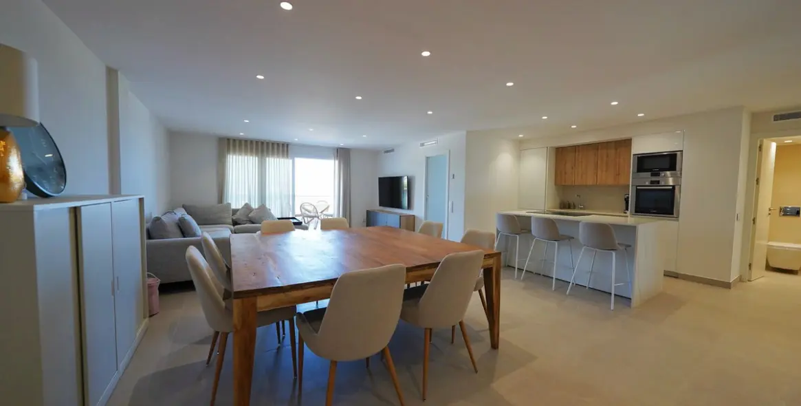 Долгосрочная аренда апартаментов на среднем этаже в Nueva Andalucía 47