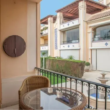 Alquiler a largo plazo de apartamento en planta baja en The Golden Mile