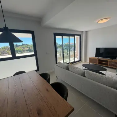 Long-term rent of middle floor apartment in Estepona