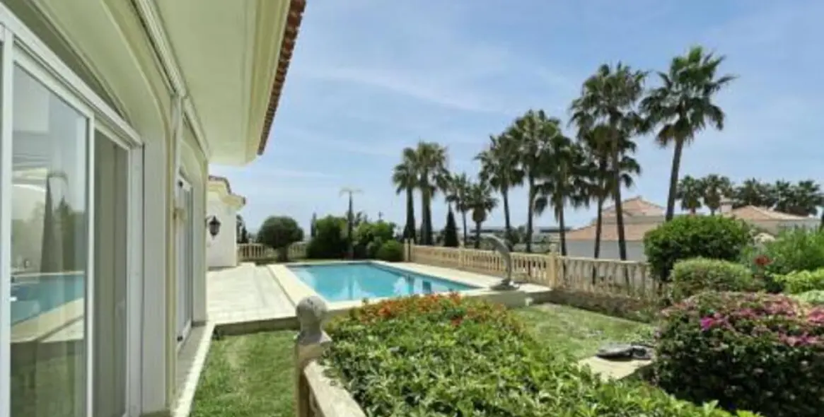Long-term rent of detached villa in Benahavís 9