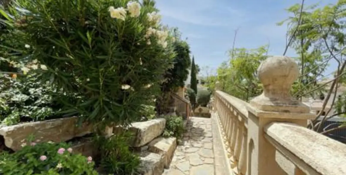 Long-term rent of detached villa in Benahavís 12