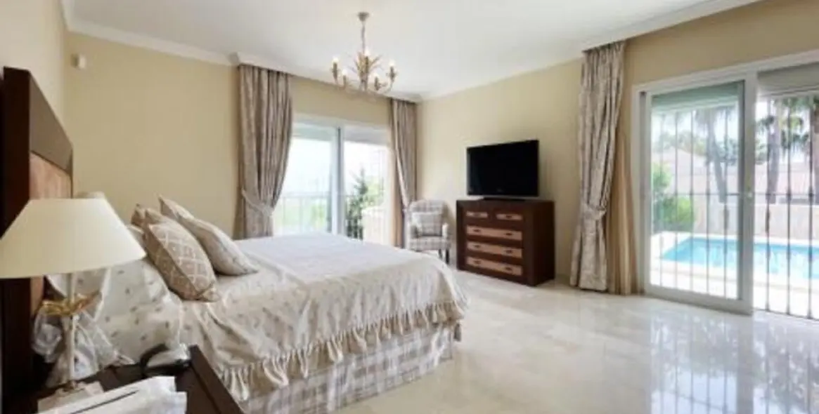 Long-term rent of detached villa in Benahavís 20