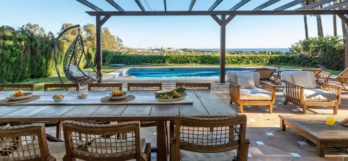 Long-term rent of detached villa in Río Real 3