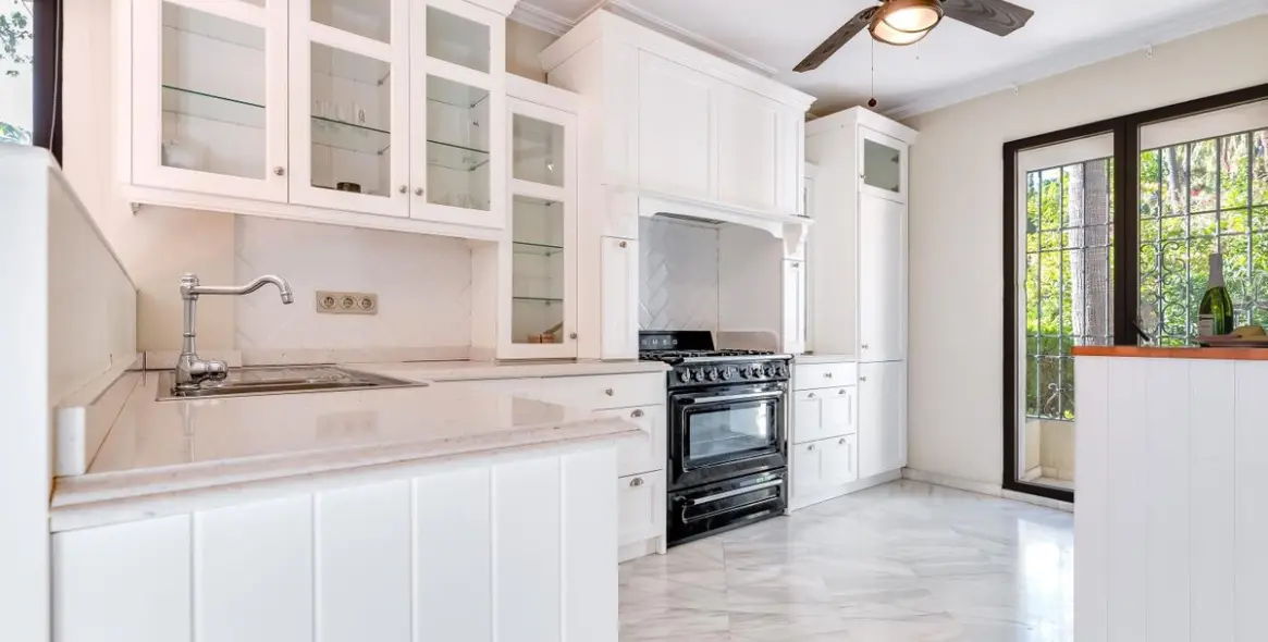 Долгосрочная аренда  отдельно стоящей виллы в Río Real 12