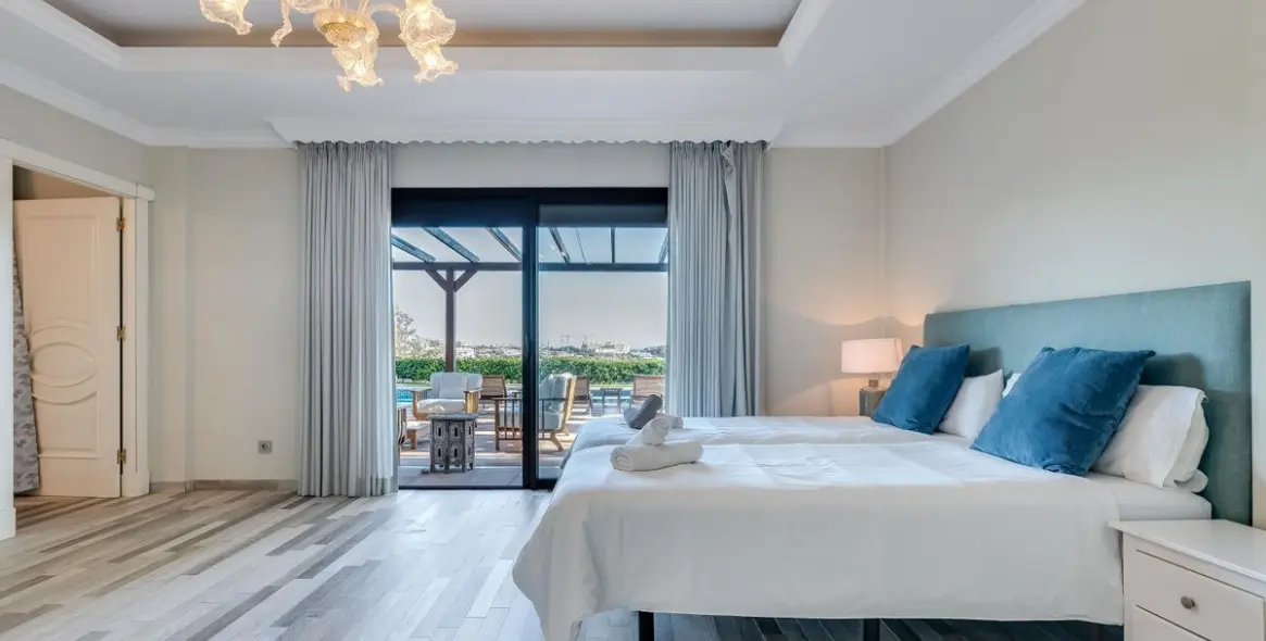 Долгосрочная аренда  отдельно стоящей виллы в Río Real 17