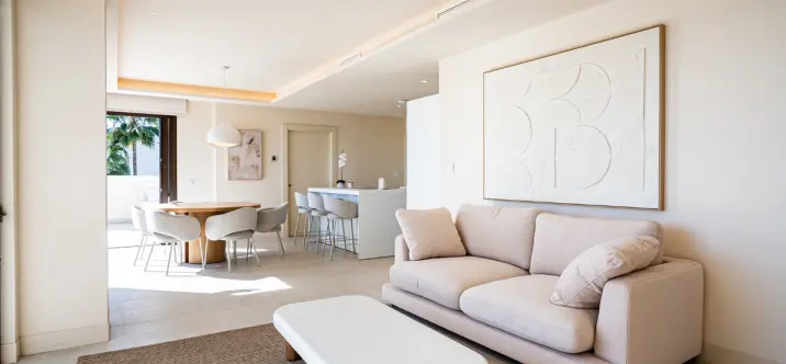 Long-term rent of penthouse duplex in Estepona 3