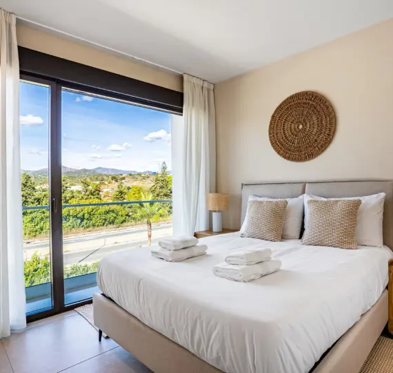 Long-term rent of penthouse duplex in Estepona