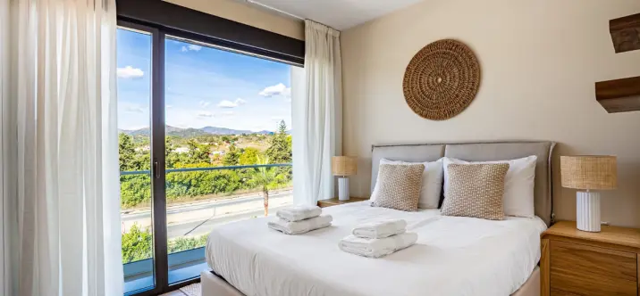 Long-term rent of penthouse duplex in Estepona 4