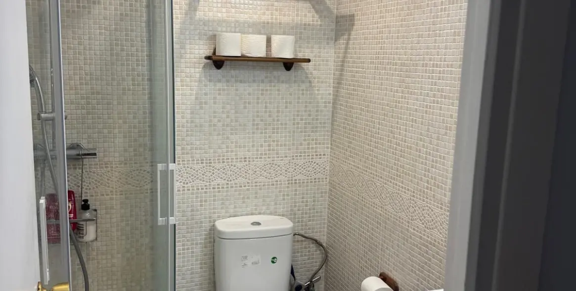 Sale of middle floor apartment in Marbella 23