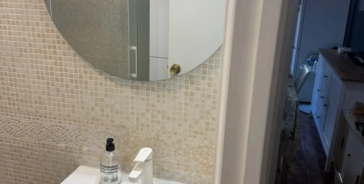 Sale of middle floor apartment in Marbella 24