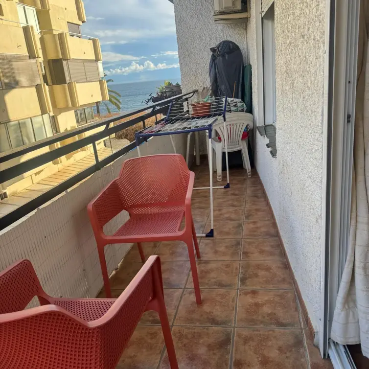 Sale of middle floor apartment in Marbella