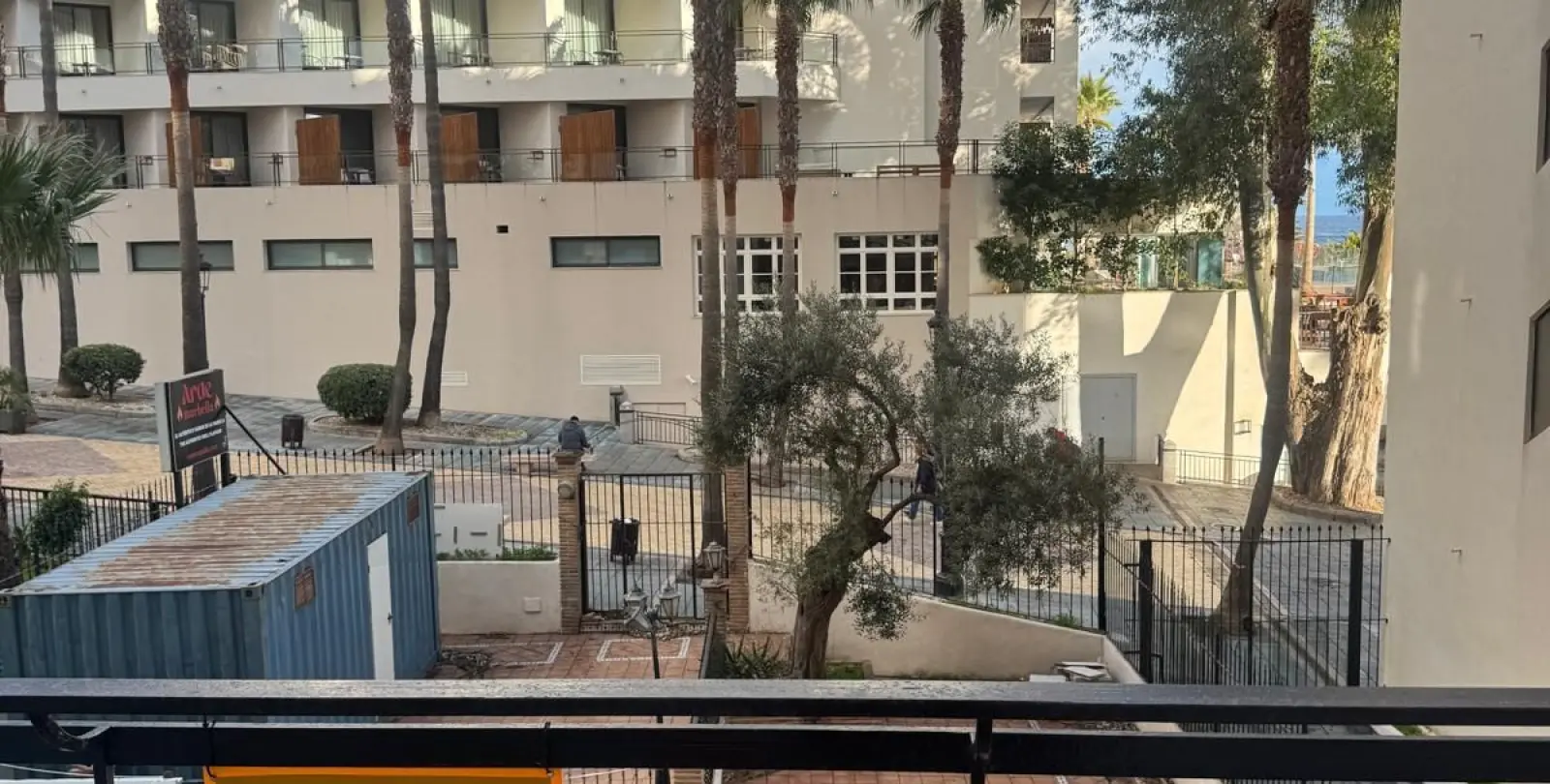 Venta de apartamento en planta media en Marbella 4