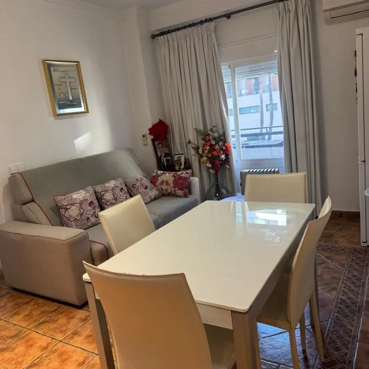 Sale of middle floor apartment in Marbella