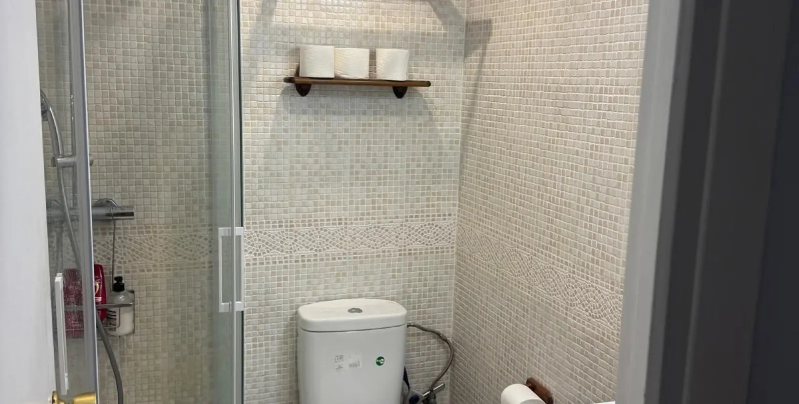 Venta de apartamento en planta media en Marbella 23