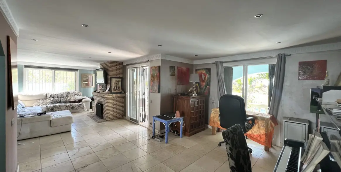 Sale of detached villa in Mijas Golf 12