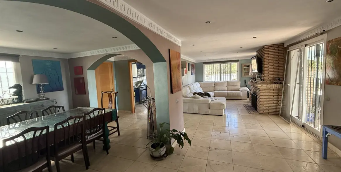 Sale of detached villa in Mijas Golf 19