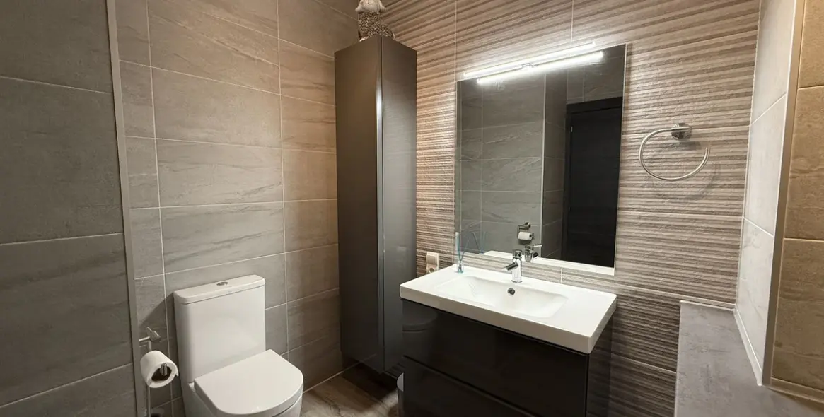 Sale of middle floor apartment in Estepona (district Estepona) 9