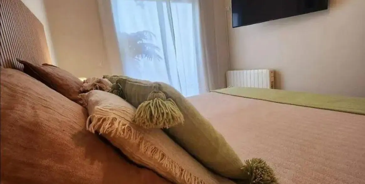 Sale of ground floor apartment in The Golden Mile 18