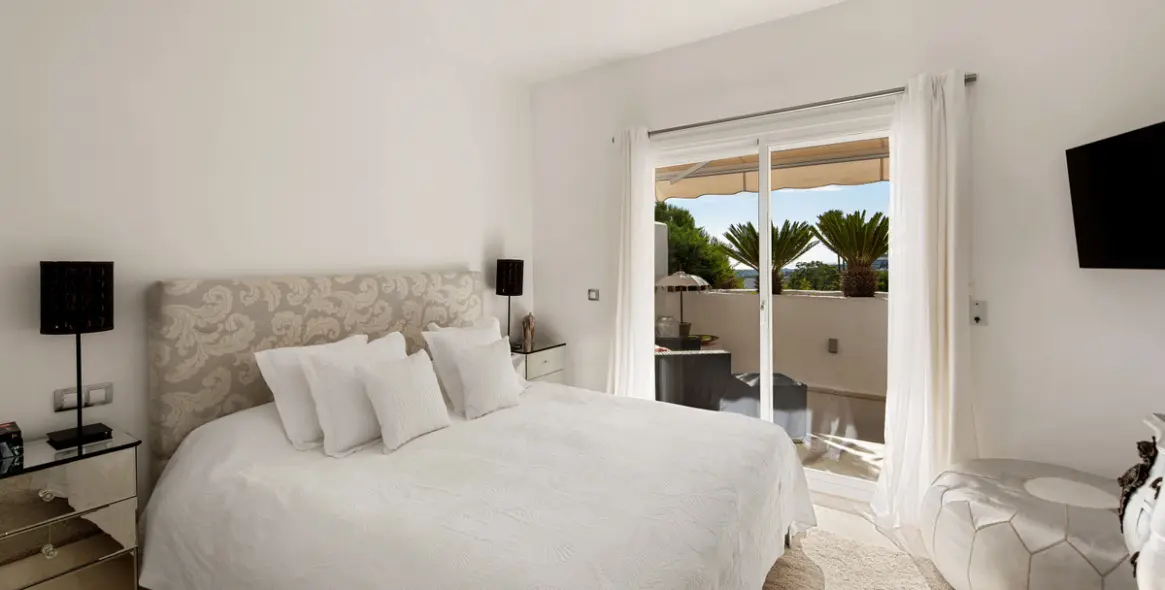 Продажа пентхауса в Nueva Andalucía 18