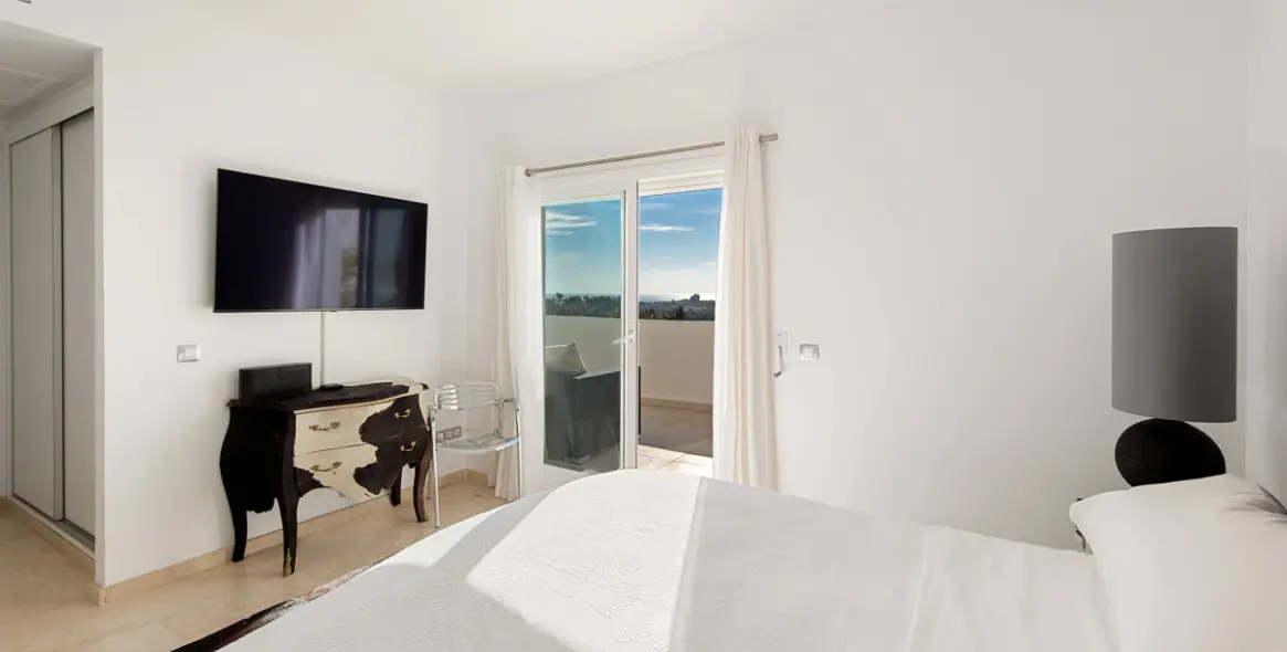 Продажа пентхауса в Nueva Andalucía 22