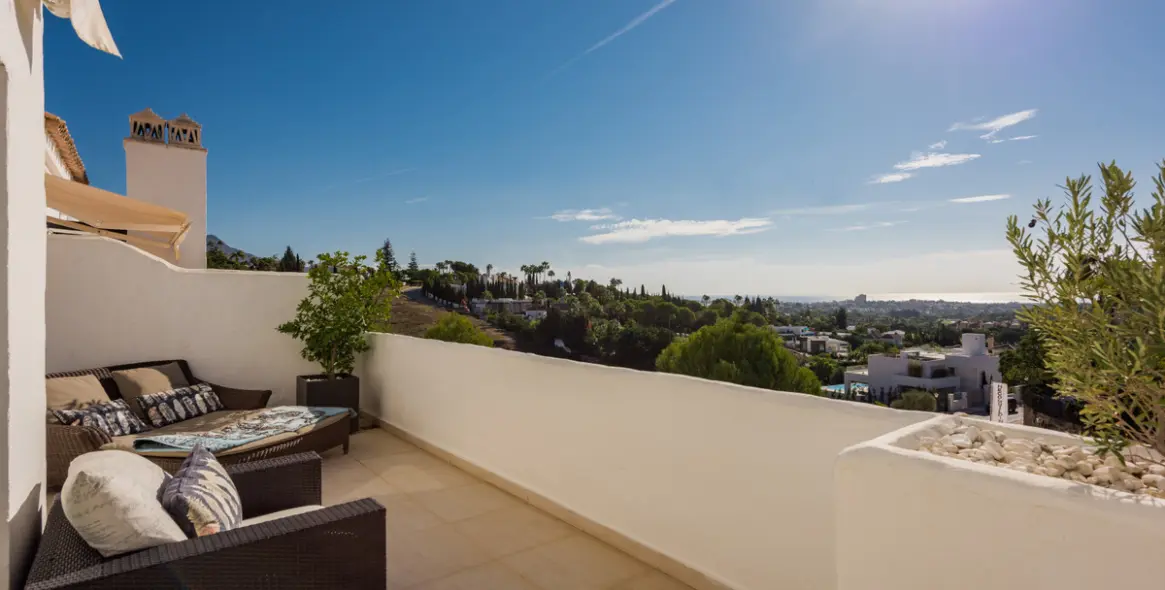 Продажа пентхауса в Nueva Andalucía 25