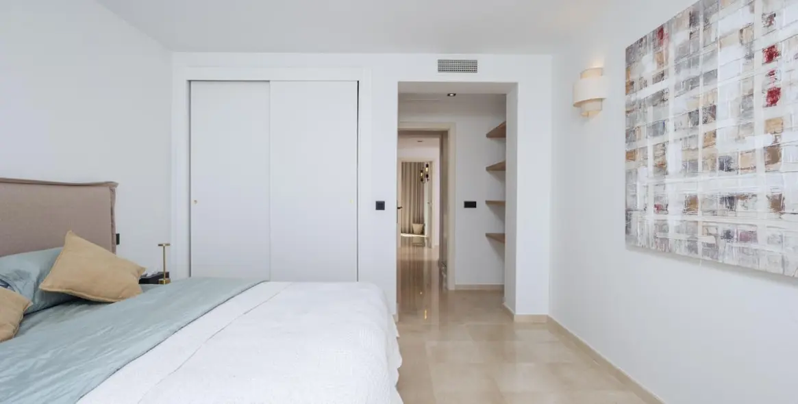 Sale of penthouse in La Quinta 23