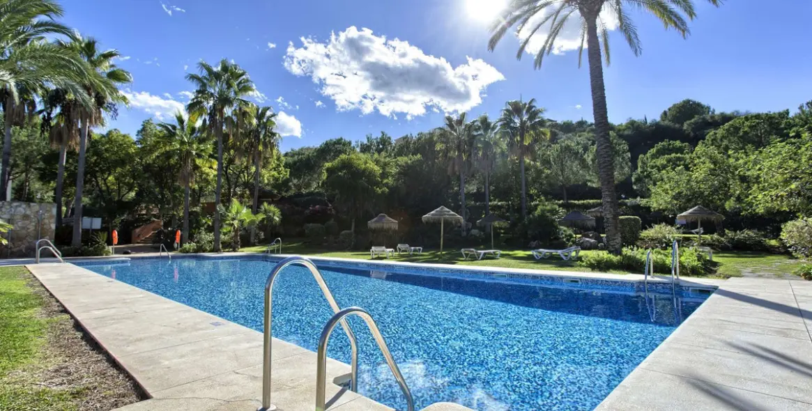 Sale of penthouse in La Quinta 37