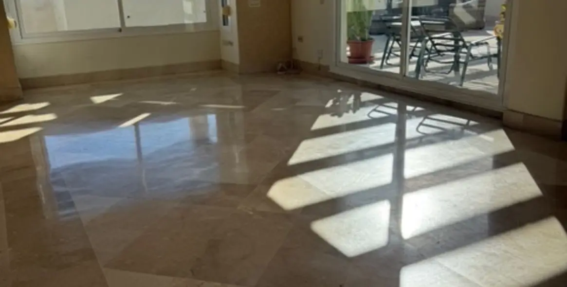 Sale of penthouse in Nueva Andalucía 5