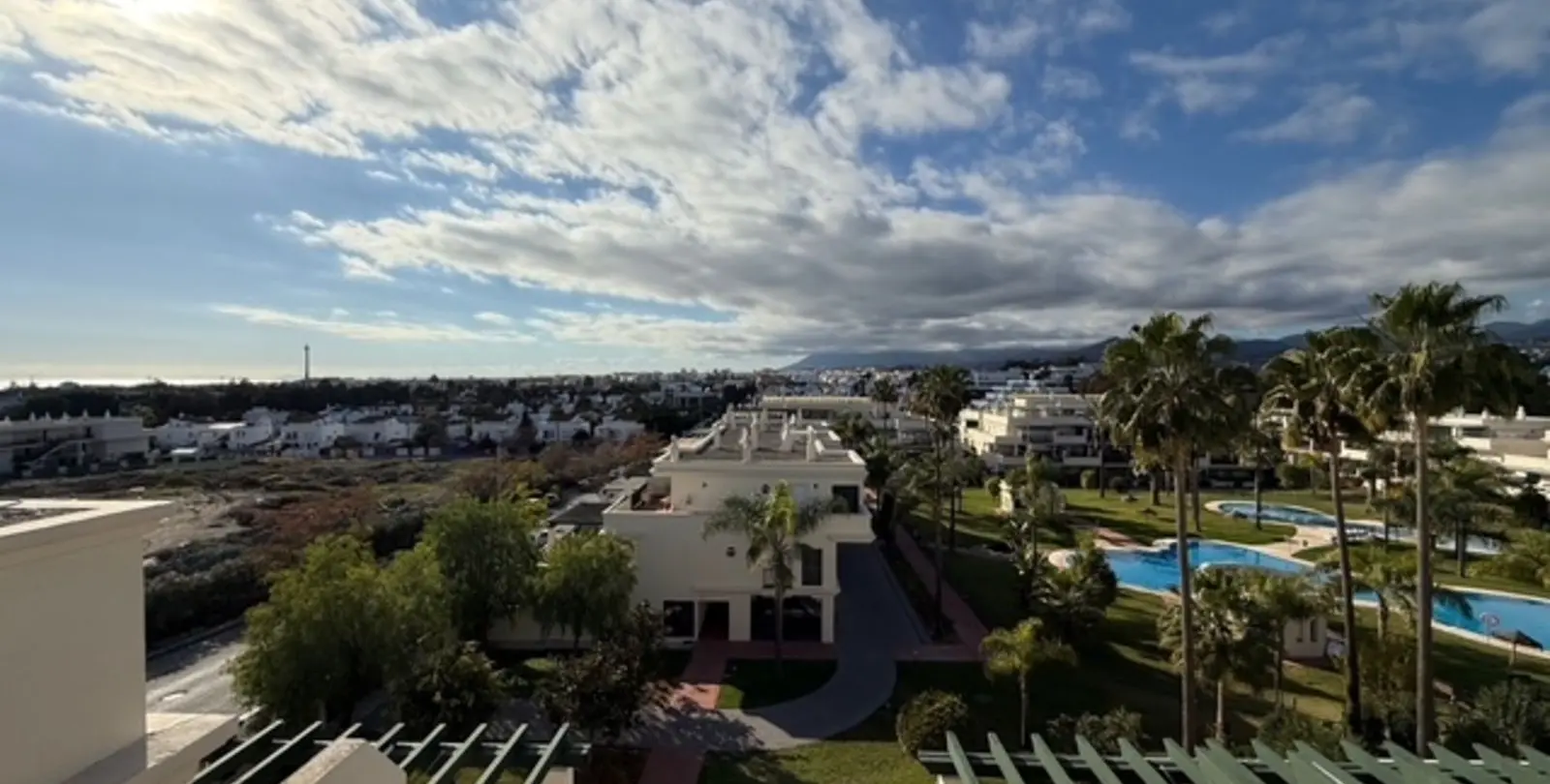 Продажа пентхауса в Nueva Andalucía 1