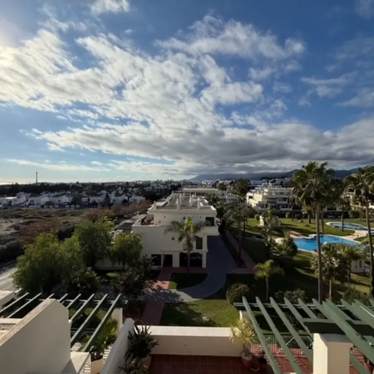 Продажа пентхауса в Nueva Andalucía