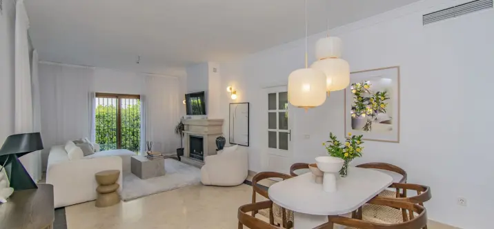 Detached villa R5001352 2