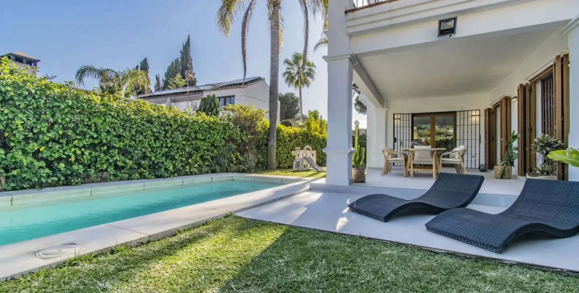 Sale of detached villa in Marbella (district Nagüeles) 5