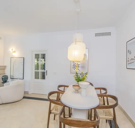 Detached villa R5001352