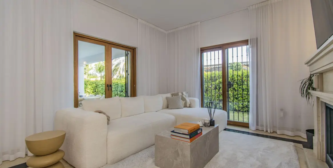 Sale of detached villa in Marbella (district Nagüeles) 8