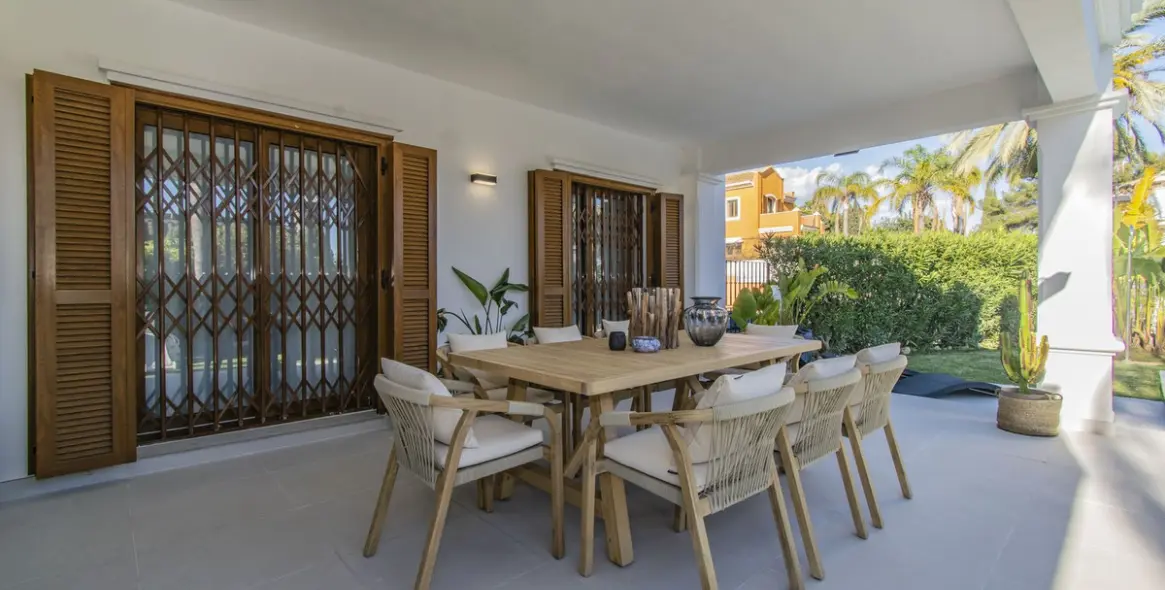 Sale of detached villa in Marbella (district Nagüeles) 10