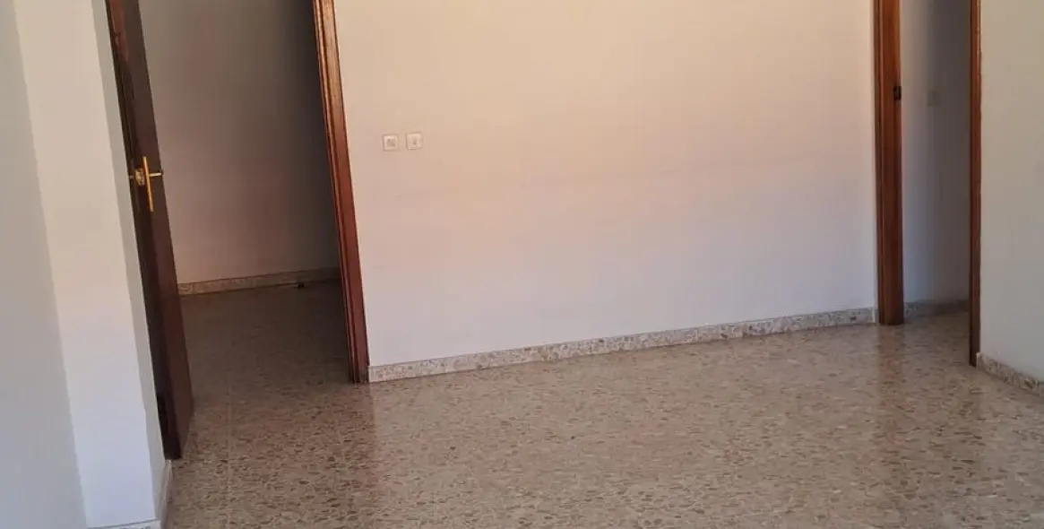 Продажа апартаментов на среднем этаже в Fuengirola 2