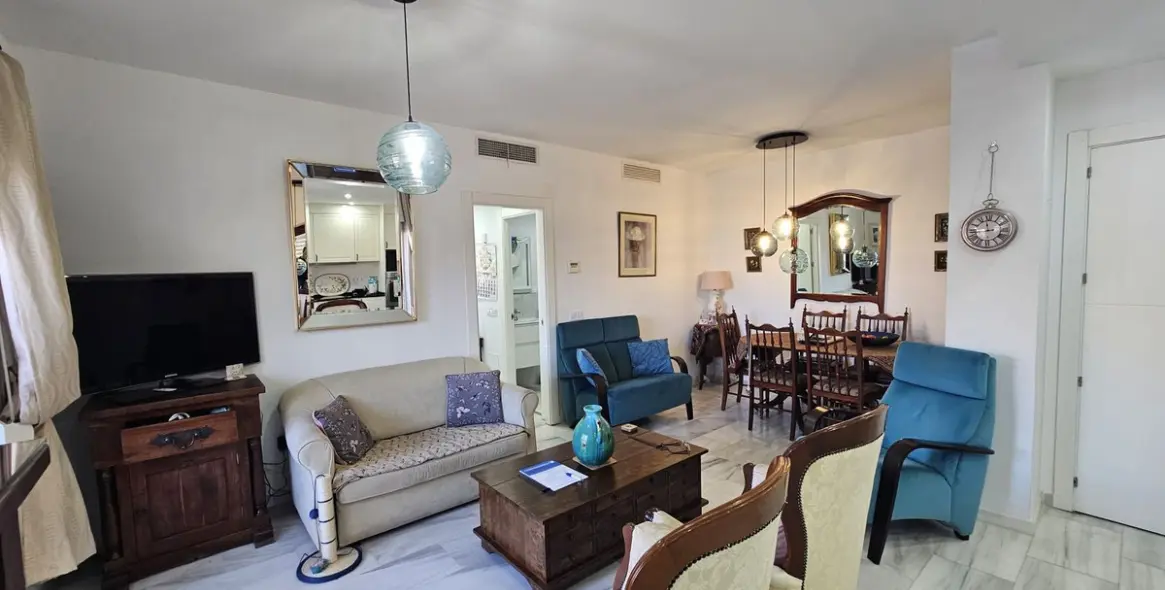 Продажа апартаментов на среднем этаже в Fuengirola 2