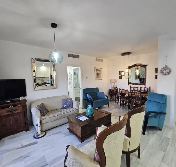 Продажа апартаментов на среднем этаже в Fuengirola