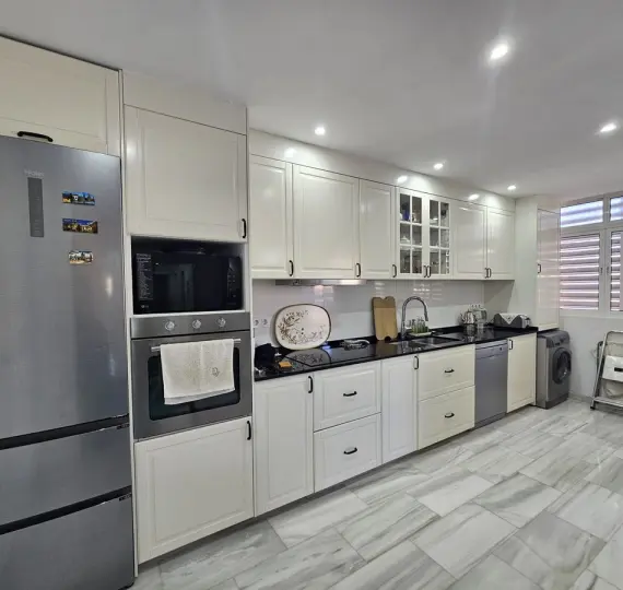 Продажа апартаментов на среднем этаже в Fuengirola