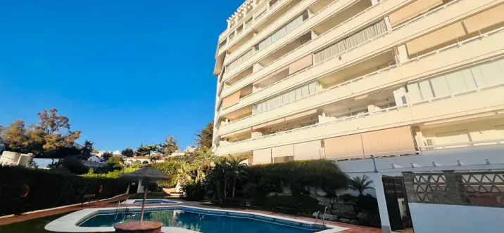 Продажа апартаментов на среднем этаже в Marbella 0