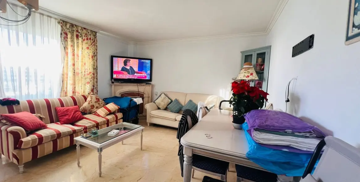 Продажа апартаментов на среднем этаже в Marbella 5