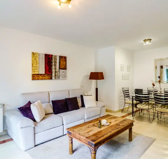 Sale of ground floor apartment in Marbella