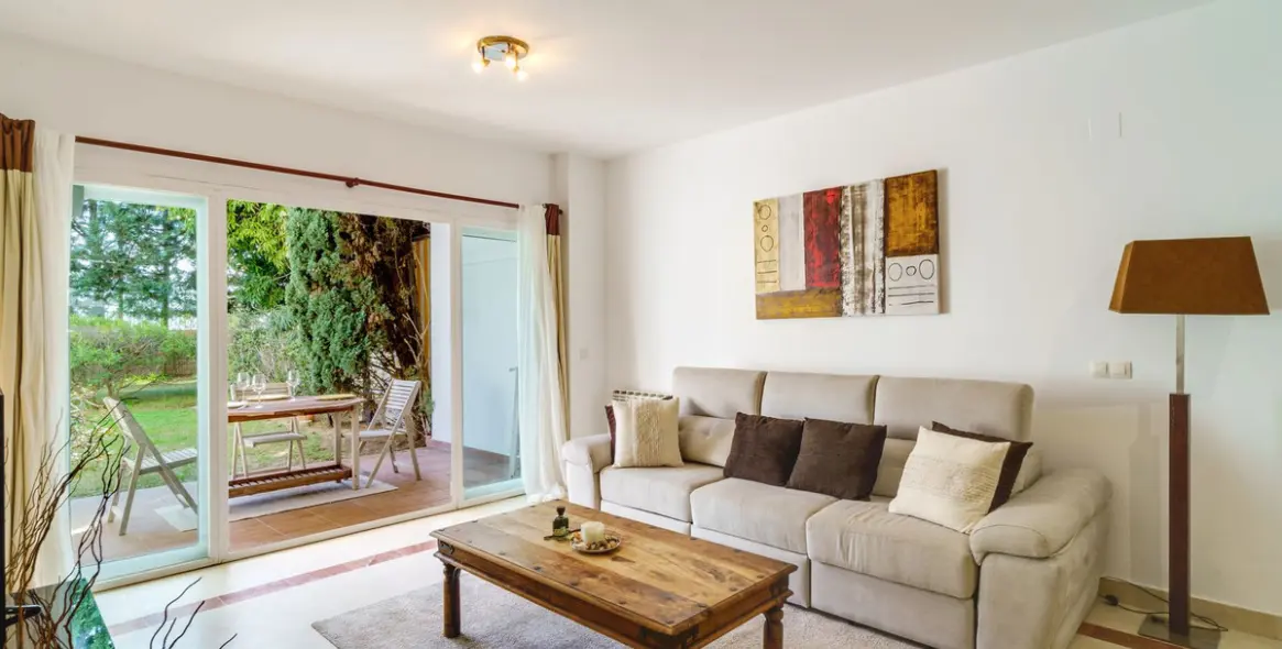 Sale of ground floor apartment in Marbella 2