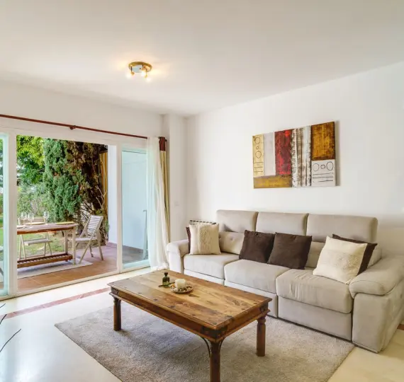 Sale of ground floor apartment in Marbella