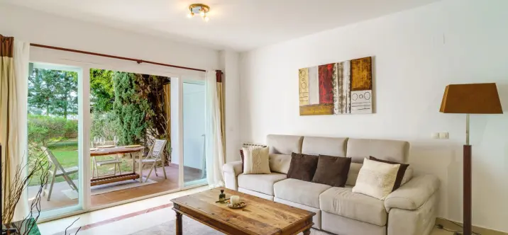 Sale of ground floor apartment in Marbella 1