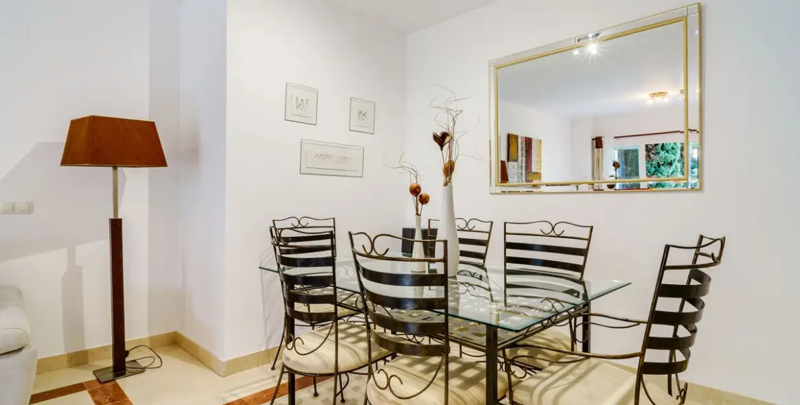 Sale of ground floor apartment in Marbella 4