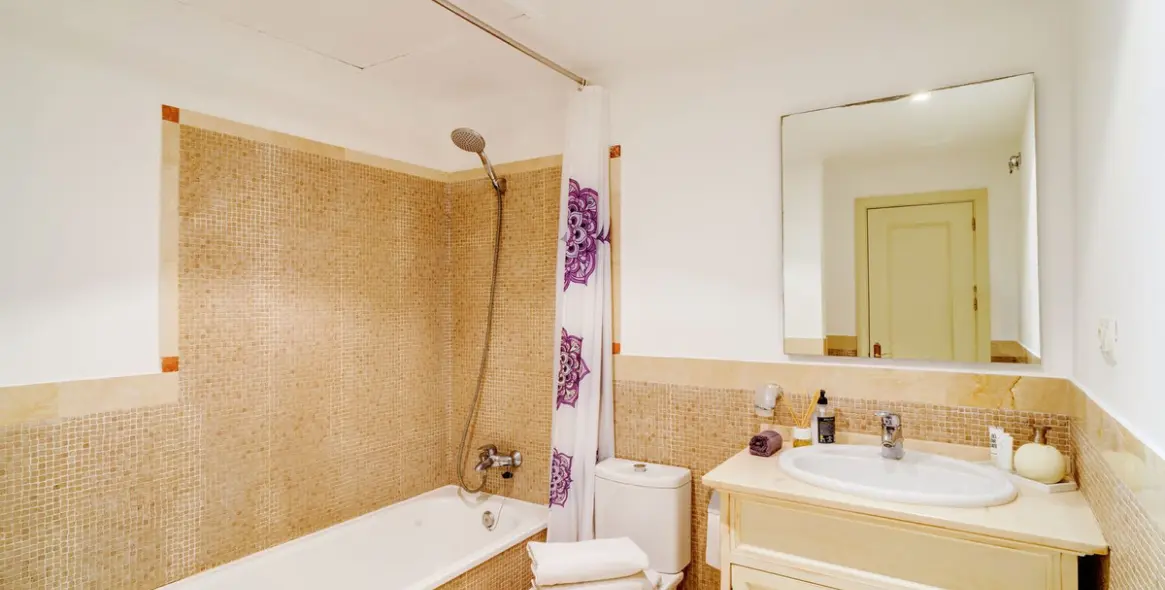 Sale of ground floor apartment in Marbella 16