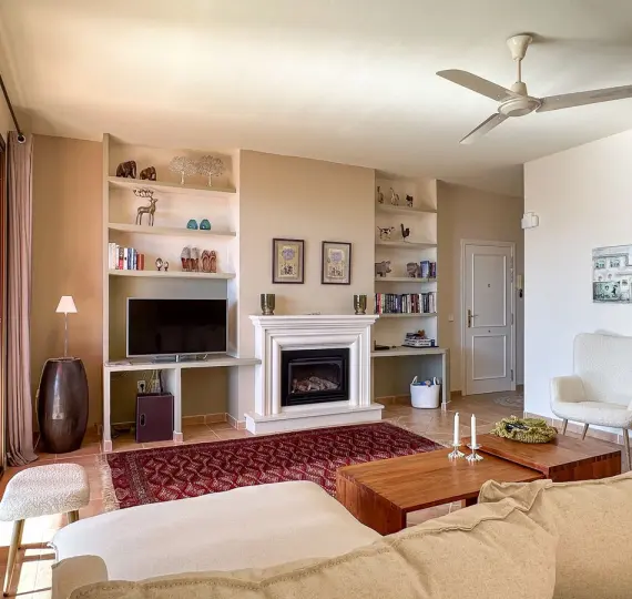 Продажа апартаментов на среднем этаже в La Mairena