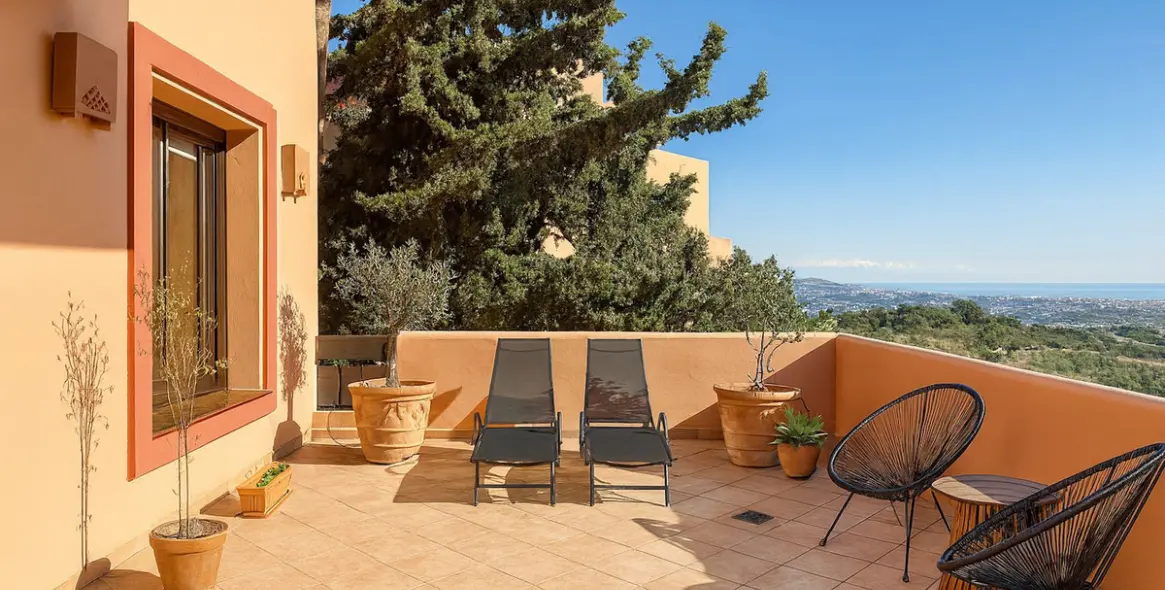 Продажа апартаментов на среднем этаже в La Mairena 9