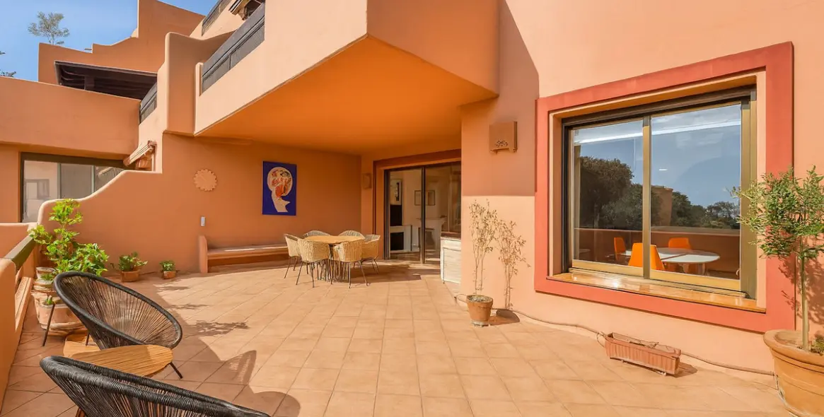 Продажа апартаментов на среднем этаже в La Mairena 10